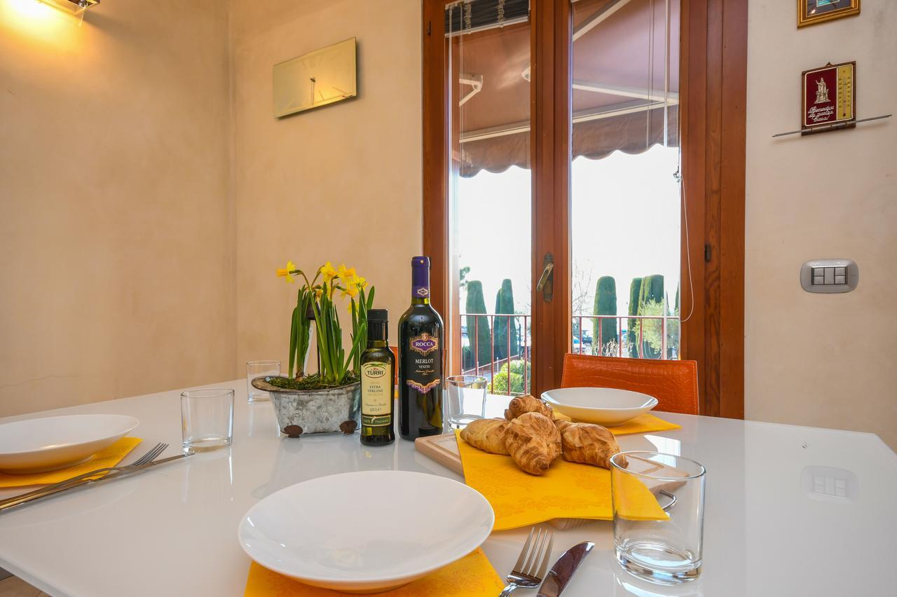 Barcone 1 Apartamento Sirmione Exterior foto