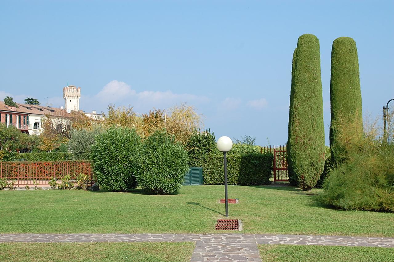 Barcone 1 Apartamento Sirmione Exterior foto